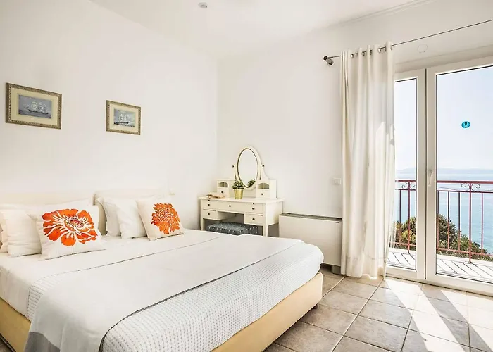 Villa Marina Ai Helis Svoronata