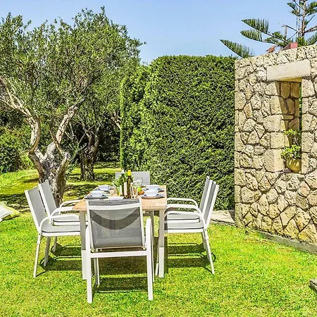 Willa Marina Ai Helis *