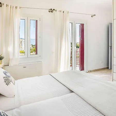 Marina Ai Helis וילה